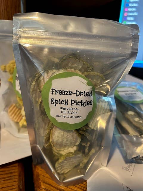 Freeze Dried Spicy Garlic Pickles